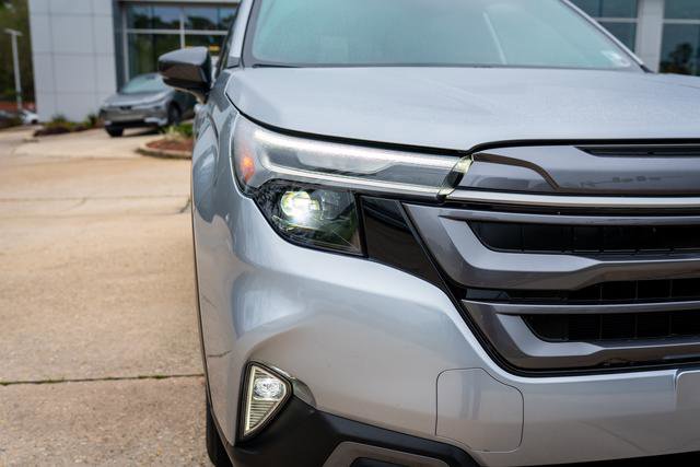 Certified 2025 Subaru Forester Limited w/ Popular Package #2 image 37