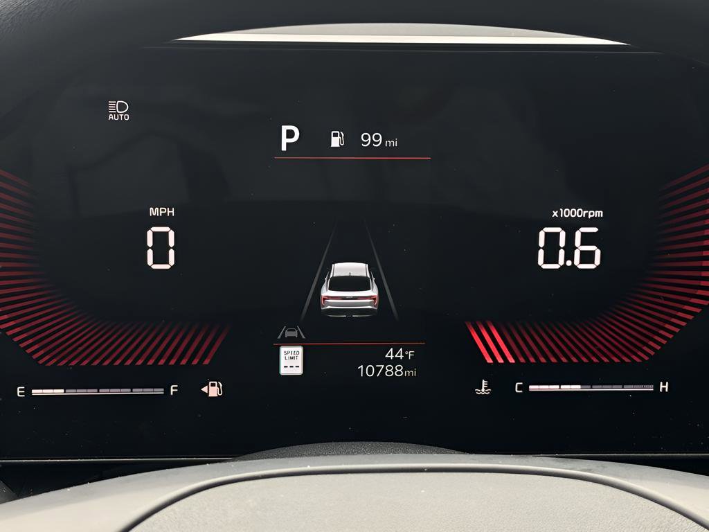 Used 2025 Kia K4 LXS image 24