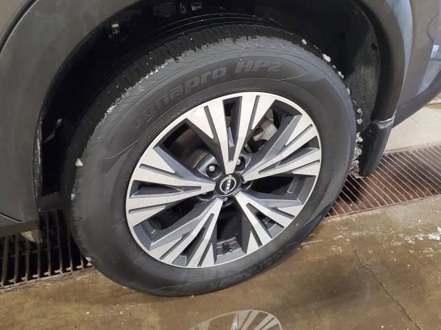 Used 2022 Nissan Rogue SV image 9