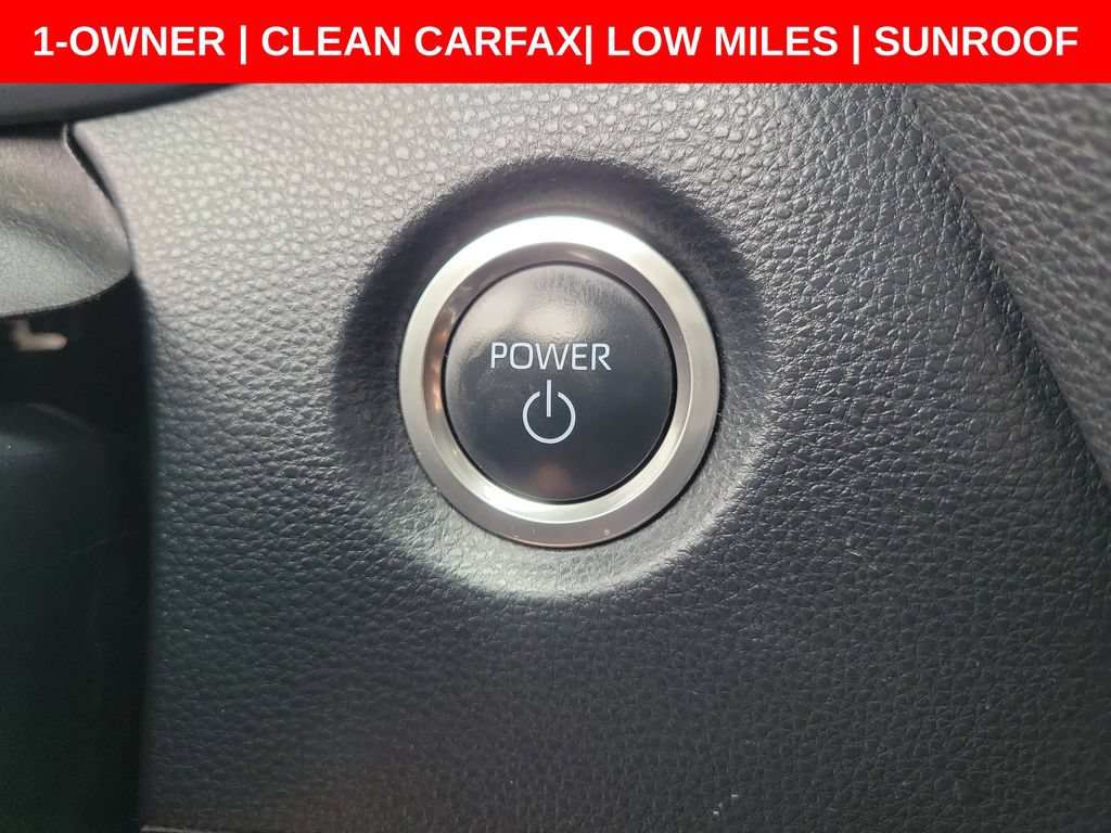 Used 2025 Toyota Corolla SE w/ SE Premium Package FWD image 31