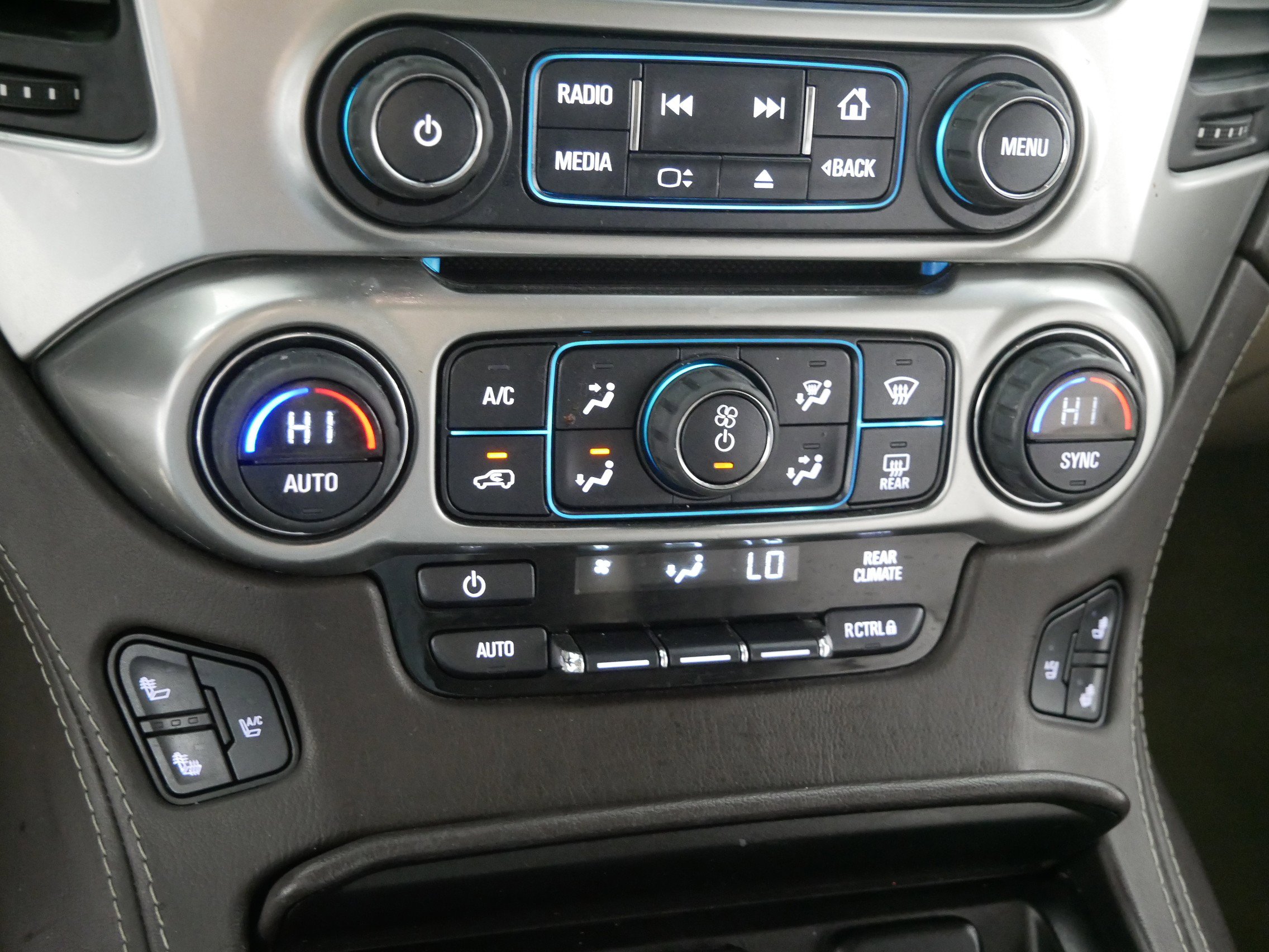 Used 2016 Chevrolet Tahoe LTZ image 23