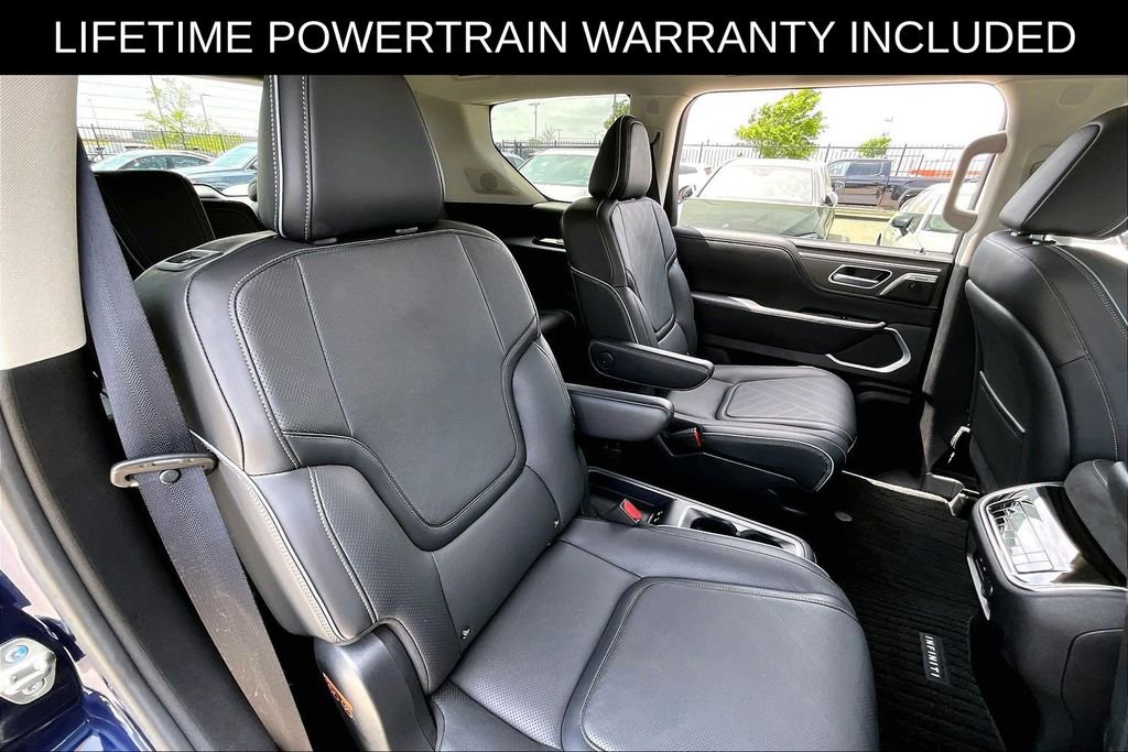 Certified 2025 INFINITI QX80 Luxe RWD image 36