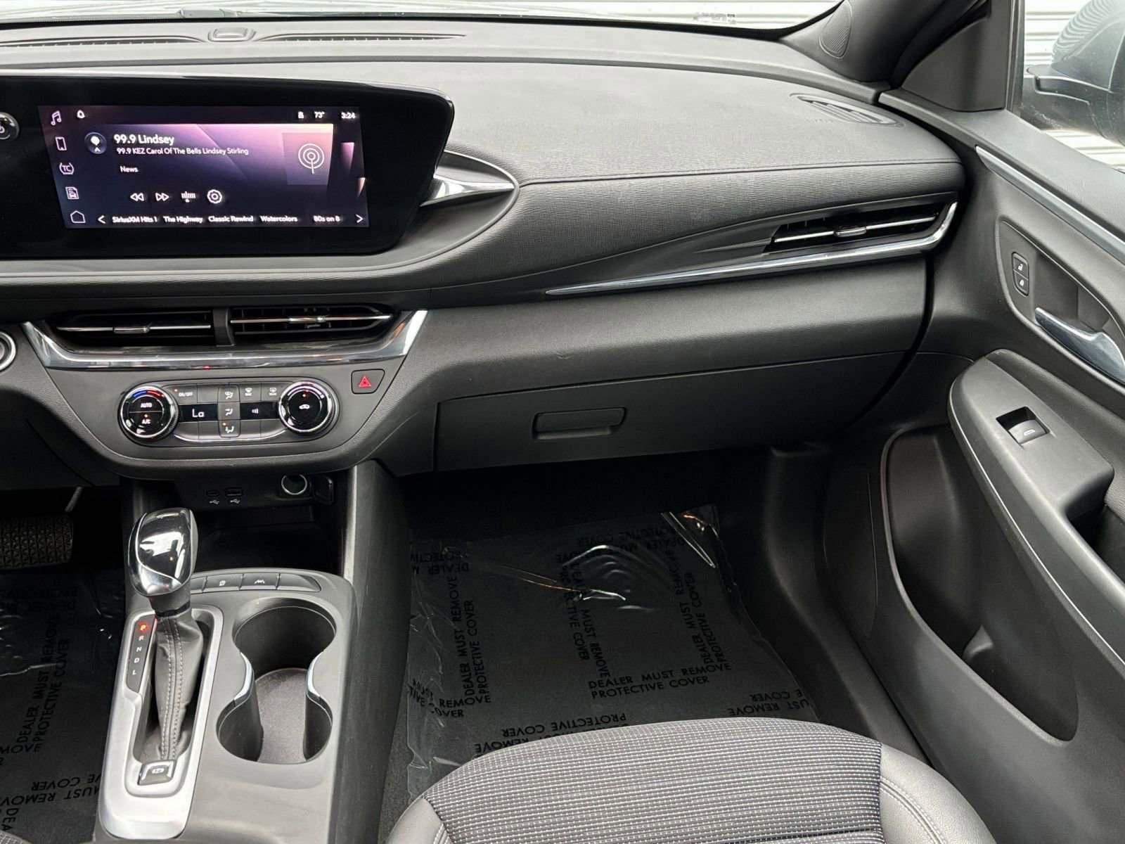 Used 2025 Buick Envista Preferred image 33