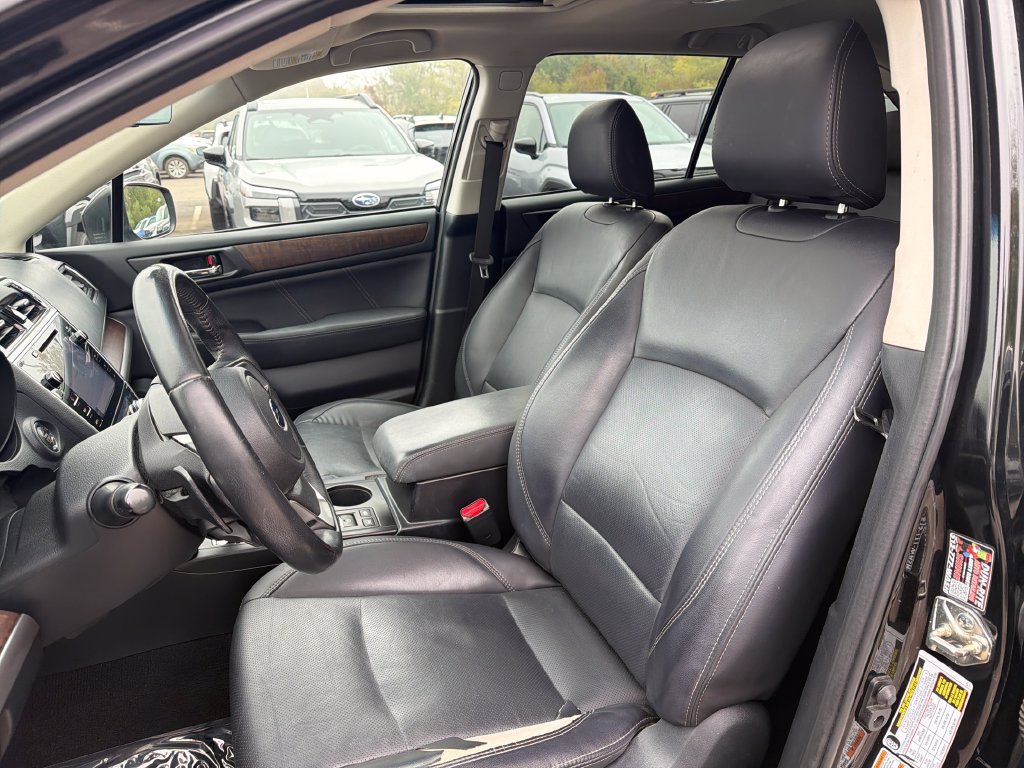 Used 2018 Subaru Outback 2.5i Limited AWD/4WD image 28