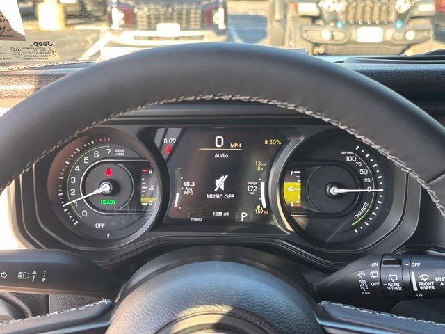 Used 2025 Jeep Wrangler Unlimited Sport S 4xe w/ Convenience Group AWD/4WD image 21