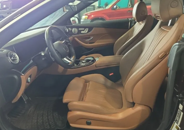 Used 2022 Mercedes-Benz E 450 4MATIC Cabriolet image 7