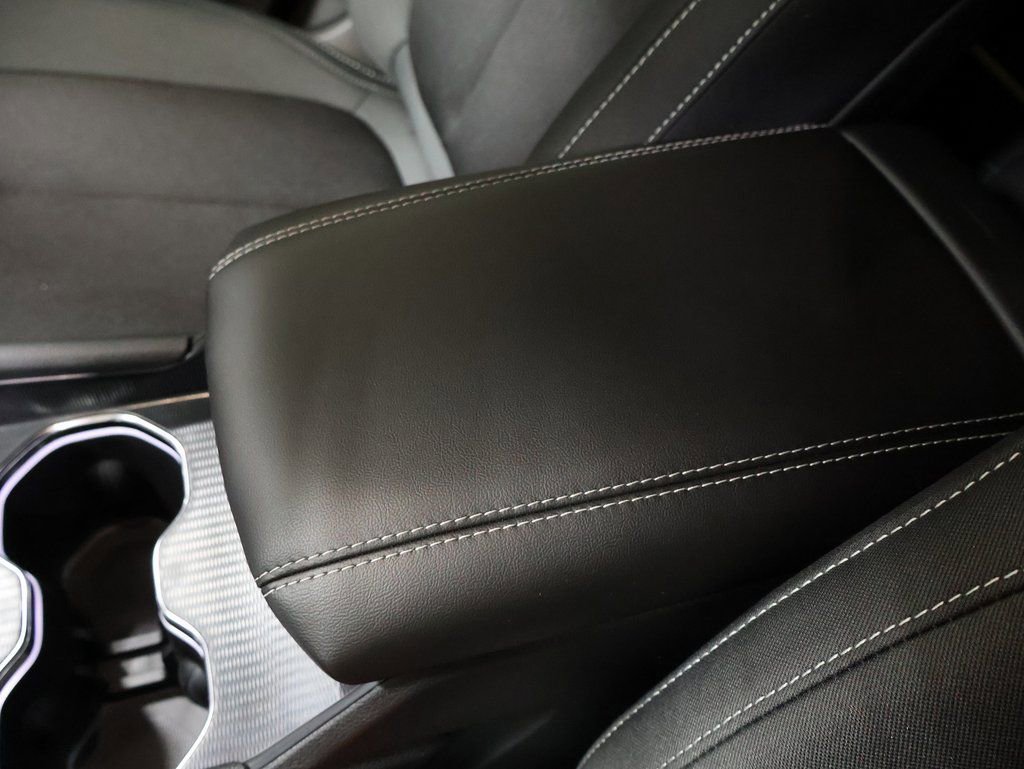 New 2025 Jeep Grand Cherokee L Laredo w/ Luxury Tech Group I image 27