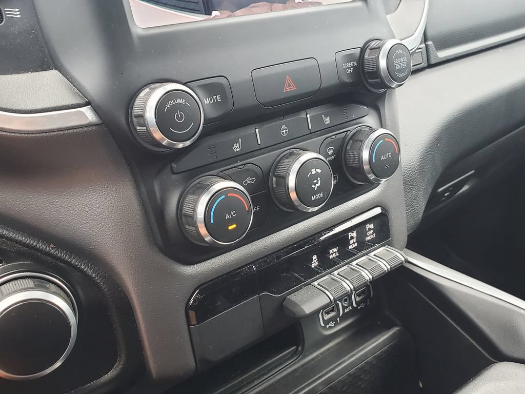 Used 2023 RAM 1500 Big Horn AWD/4WD image 28