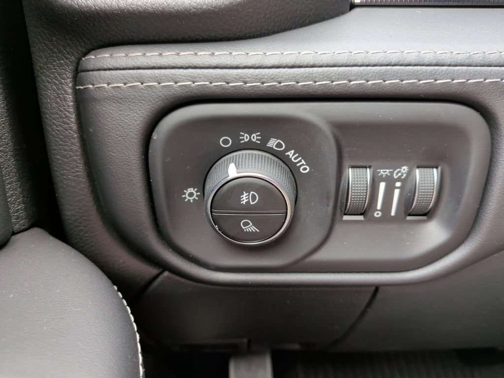 Used 2026 RAM 2500 Rebel w/ Rebel Level 2 Equipment Group AWD/4WD image 29