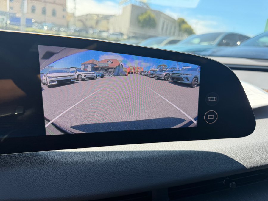 Used 2023 Lucid Air Touring AWD/4WD image 22
