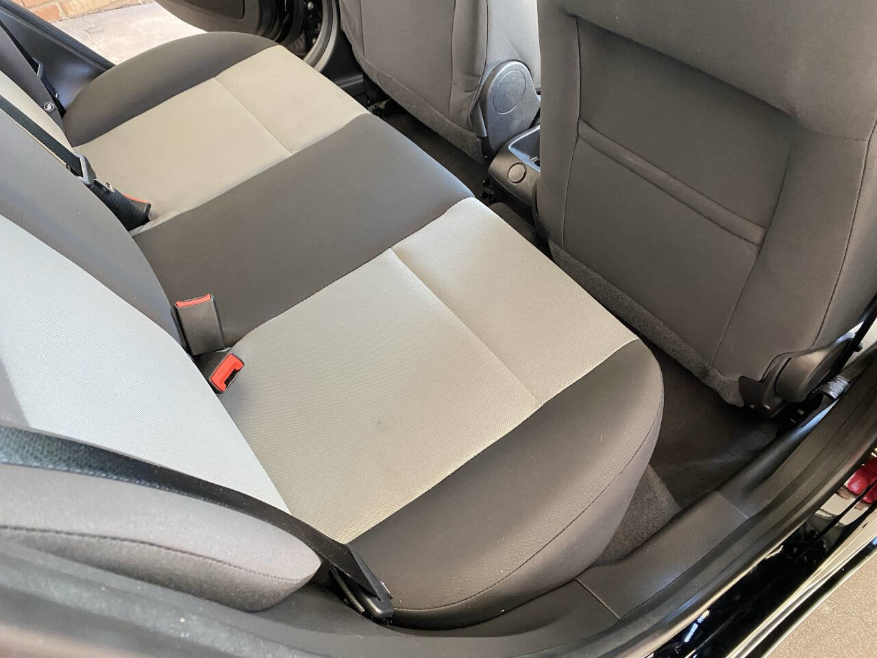 Used 2018 Ford Fiesta S image 30