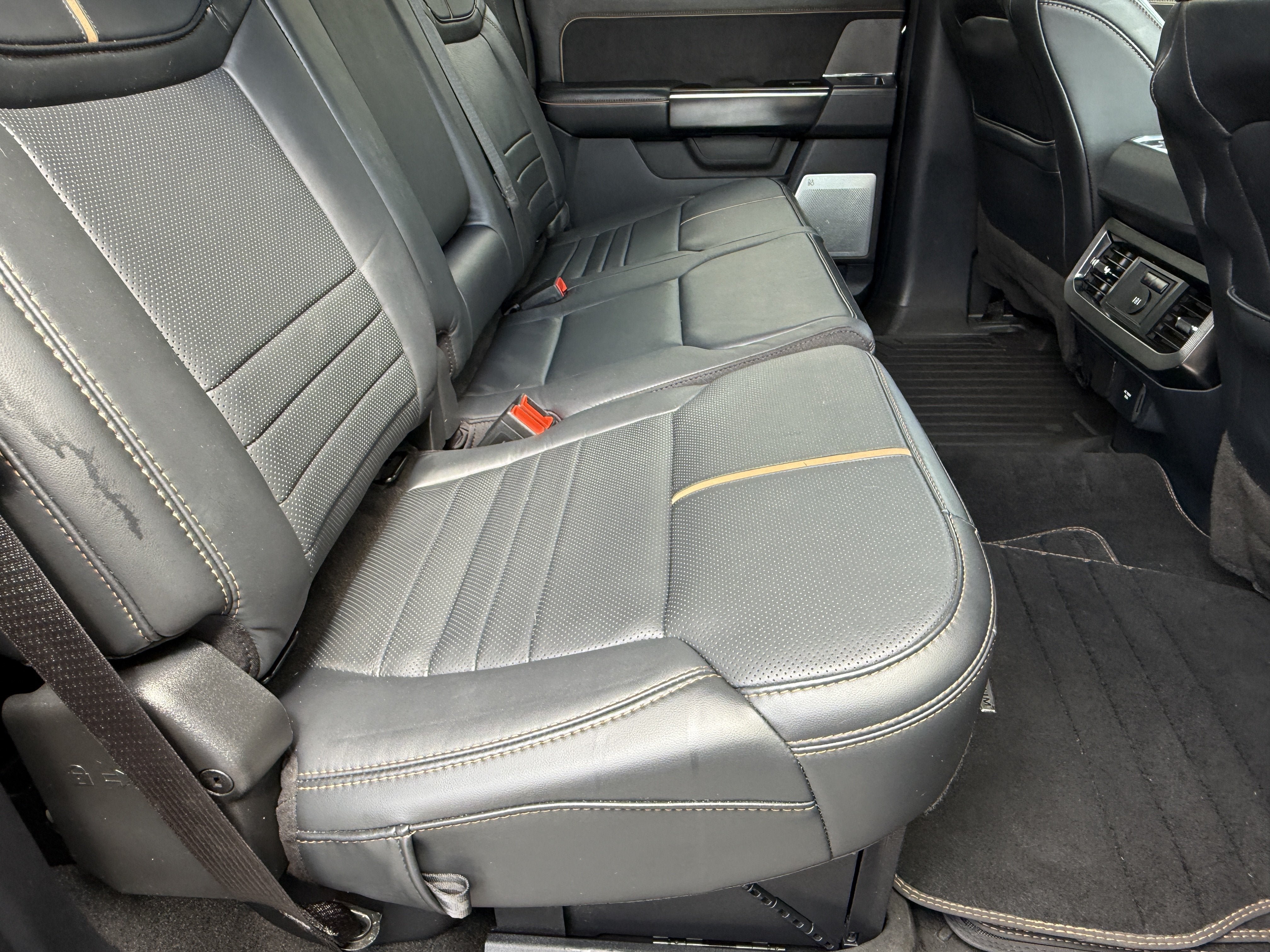 Used 2023 Ford F250 Platinum AWD/4WD image 15