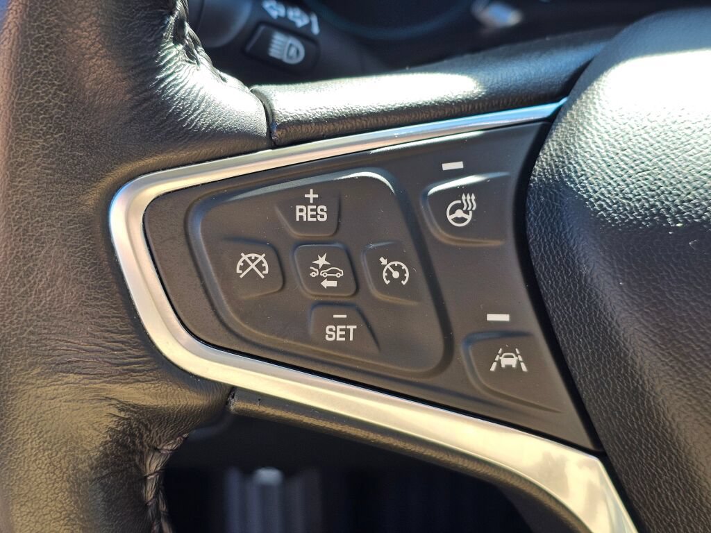Used 2018 Chevrolet Equinox Premier AWD/4WD image 24