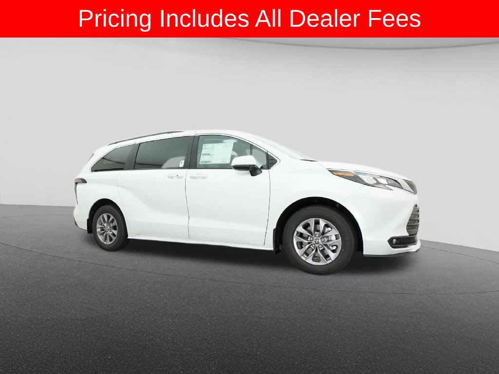New 2026 Toyota Sienna XLE FWD image 28