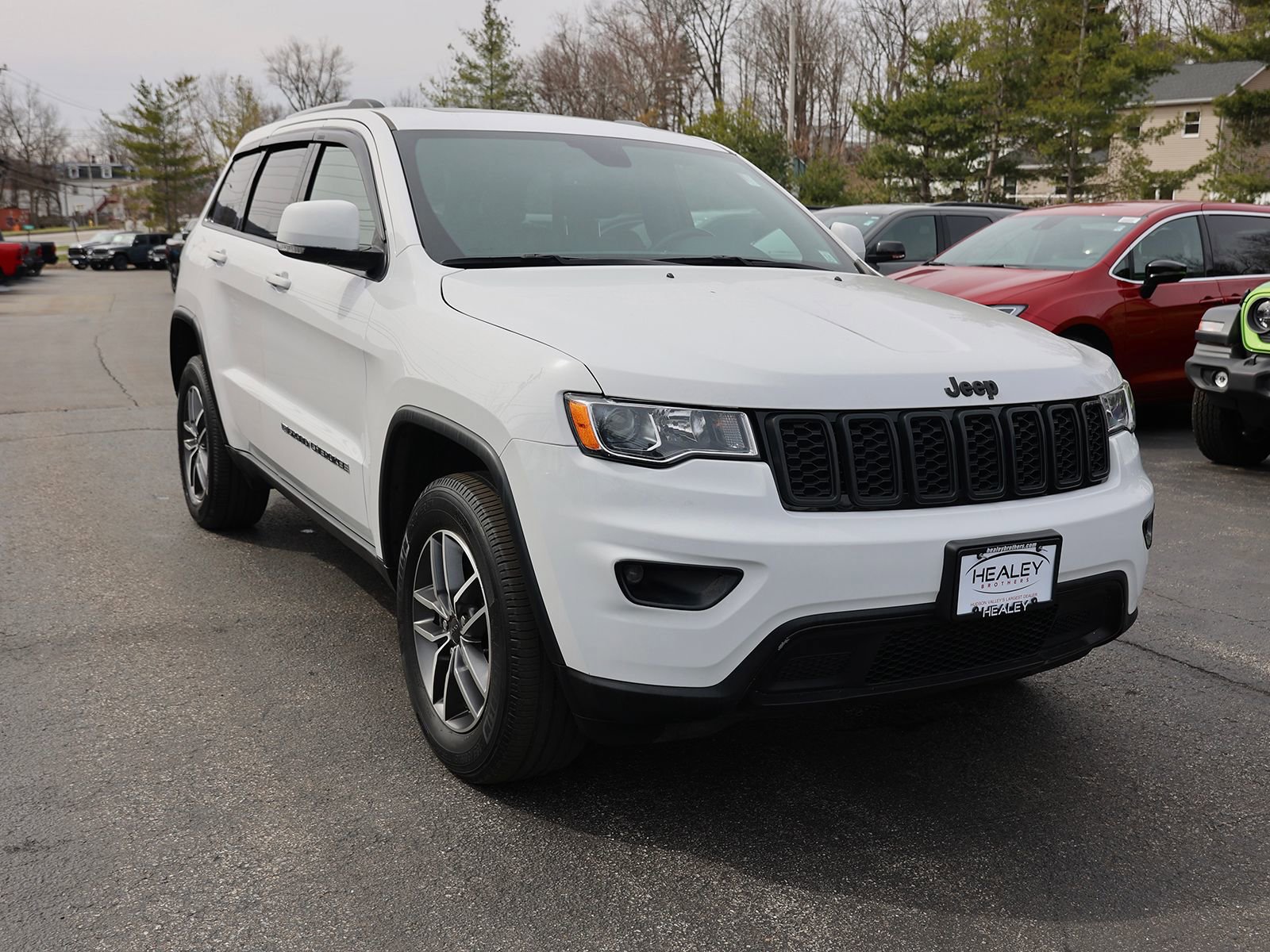 Used 2022 Jeep Grand Cherokee Limited image 1