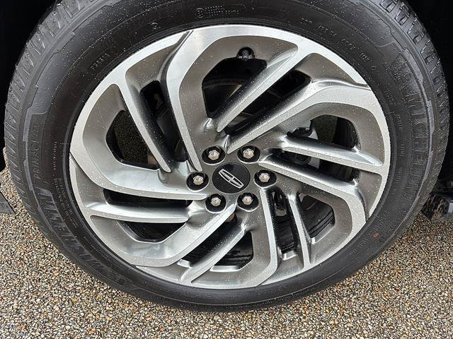 Used 2025 Lincoln Navigator Reserve AWD/4WD image 9