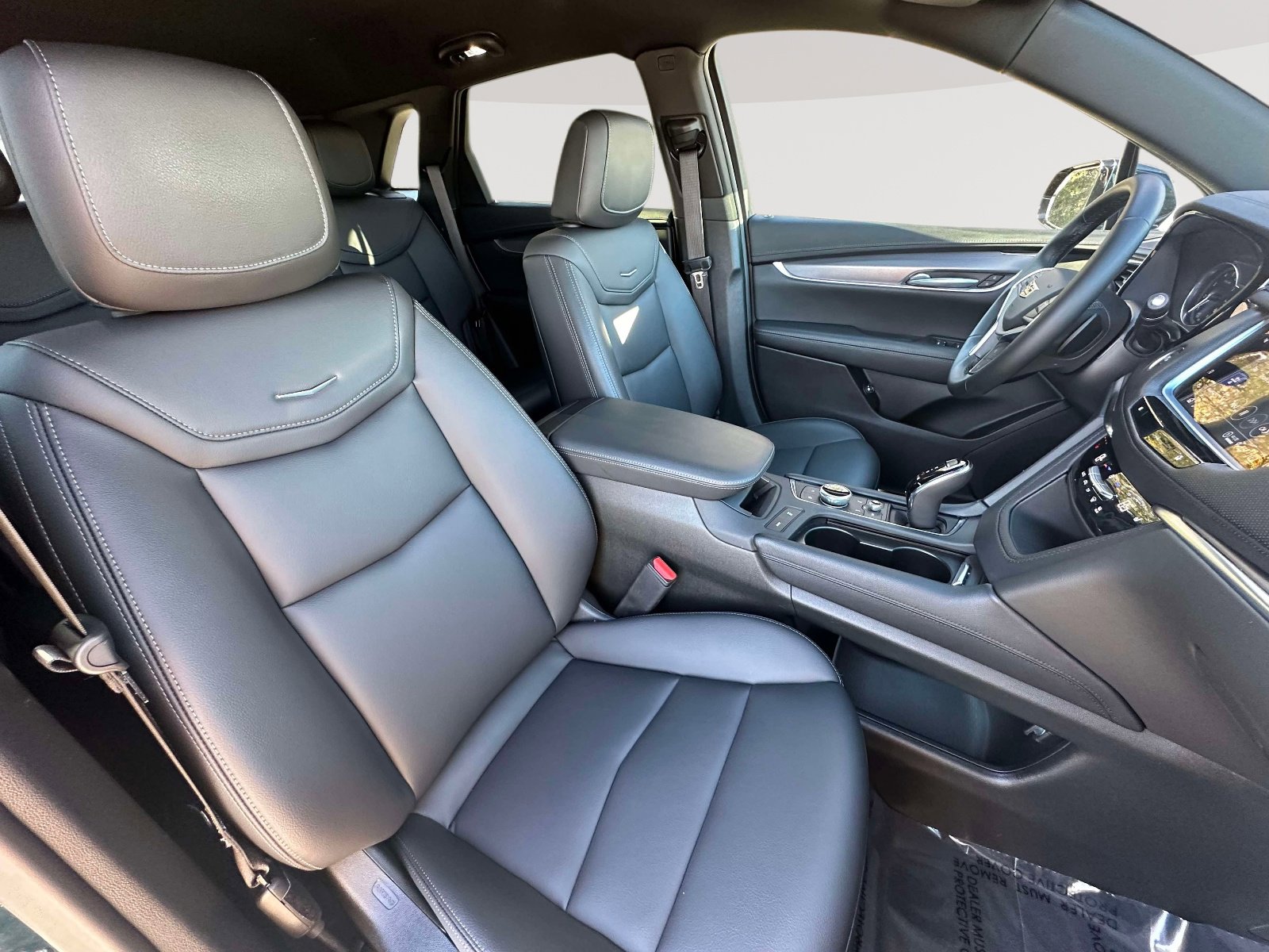 Certified 2025 Cadillac XT5 Luxury image 26