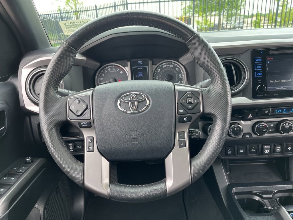Used 2018 Toyota Tacoma Limited AWD/4WD image 18