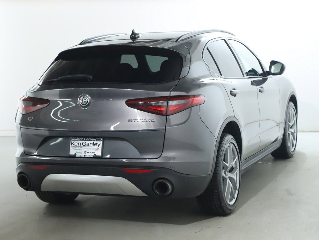 Used 2018 Alfa Romeo Stelvio Ti Sport image 47