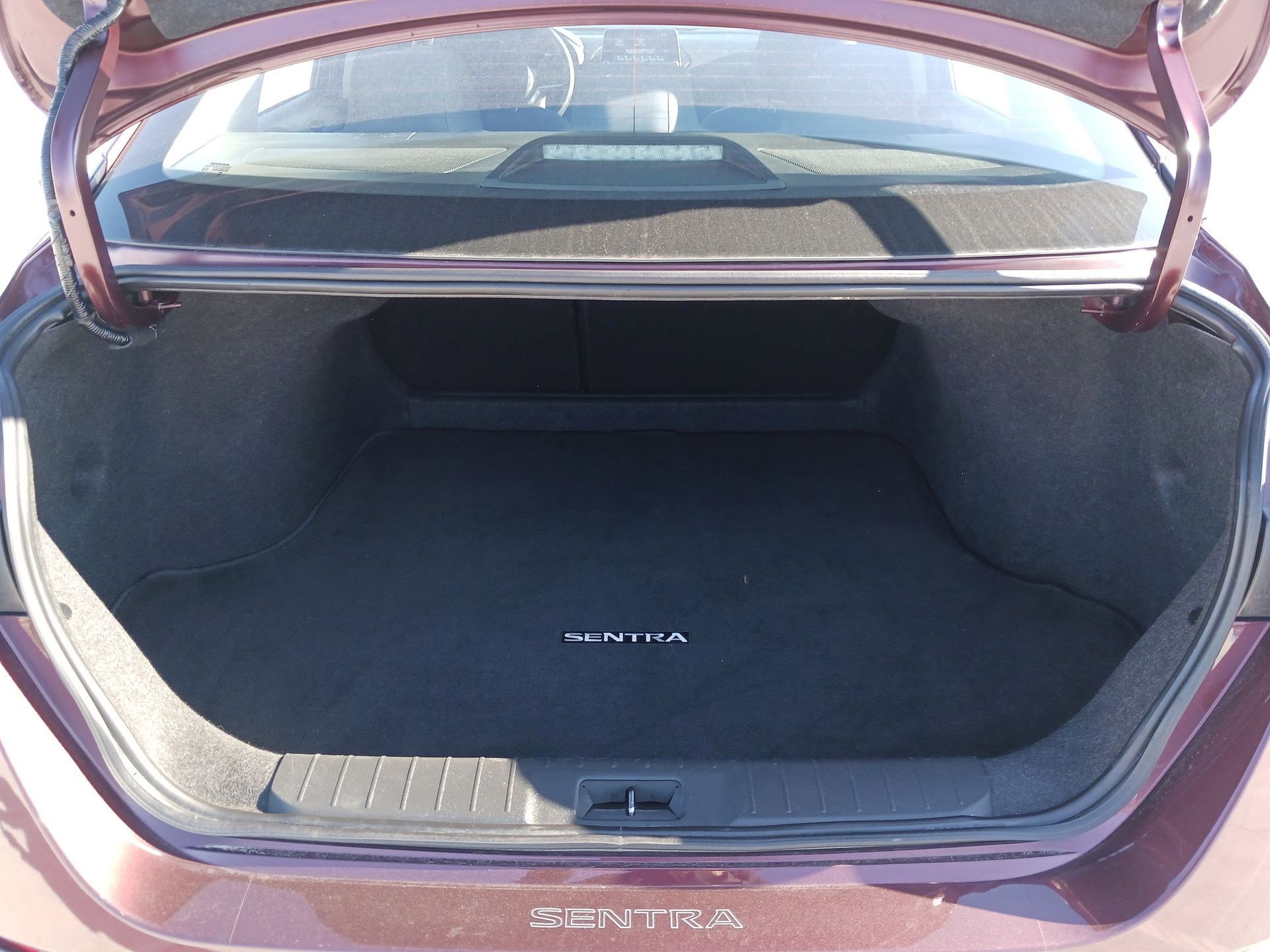 Used 2024 Nissan Sentra SV image 29