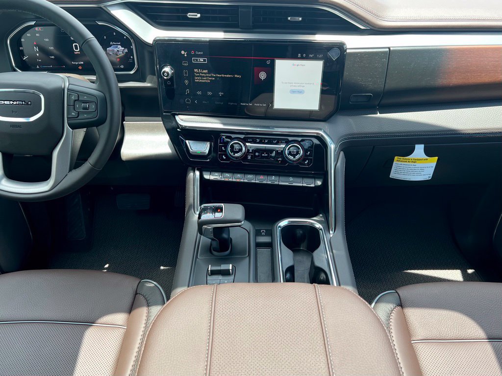 New 2026 GMC Sierra 1500 Denali w/ Denali Reserve Package AWD/4WD image 13