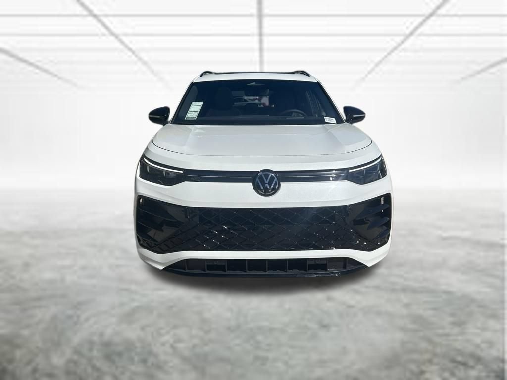 New 2026 Volkswagen Tiguan SE R-Line FWD image 8