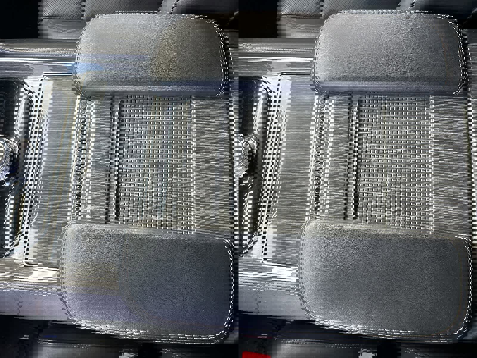 Used 2022 Jeep Wagoneer Series II image 36