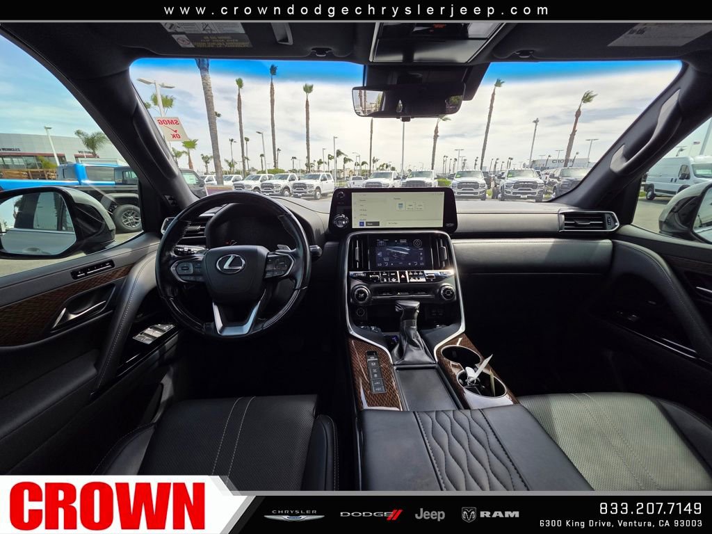 Used 2023 Lexus LX 600 4WD w/ Accessory Package (Z1) image 21