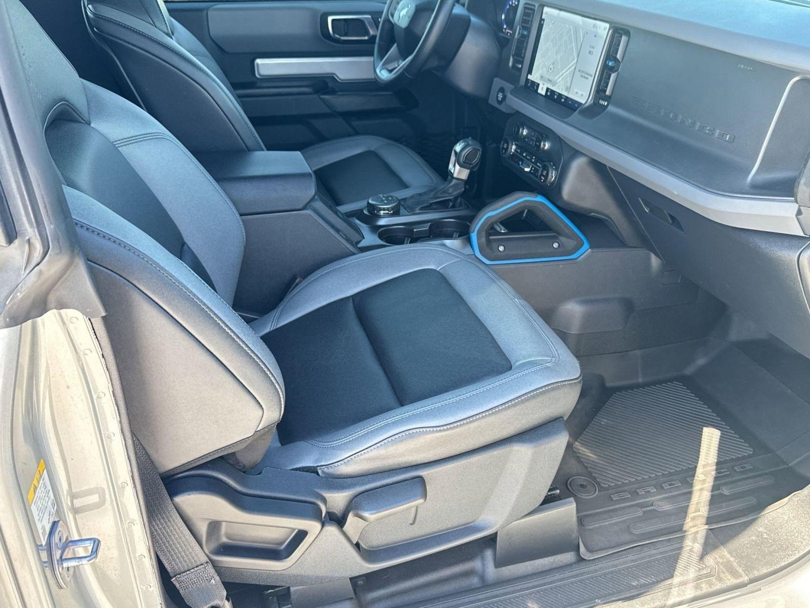 Used 2024 Ford Bronco Black Diamond image 30