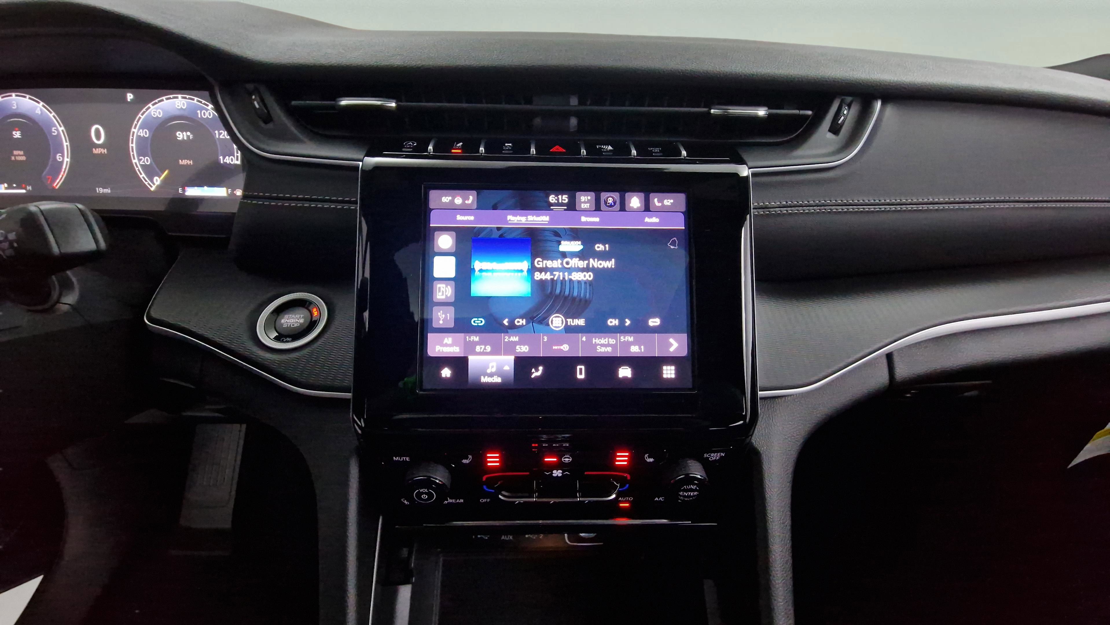 New 2025 Jeep Grand Cherokee L Altitude image 15