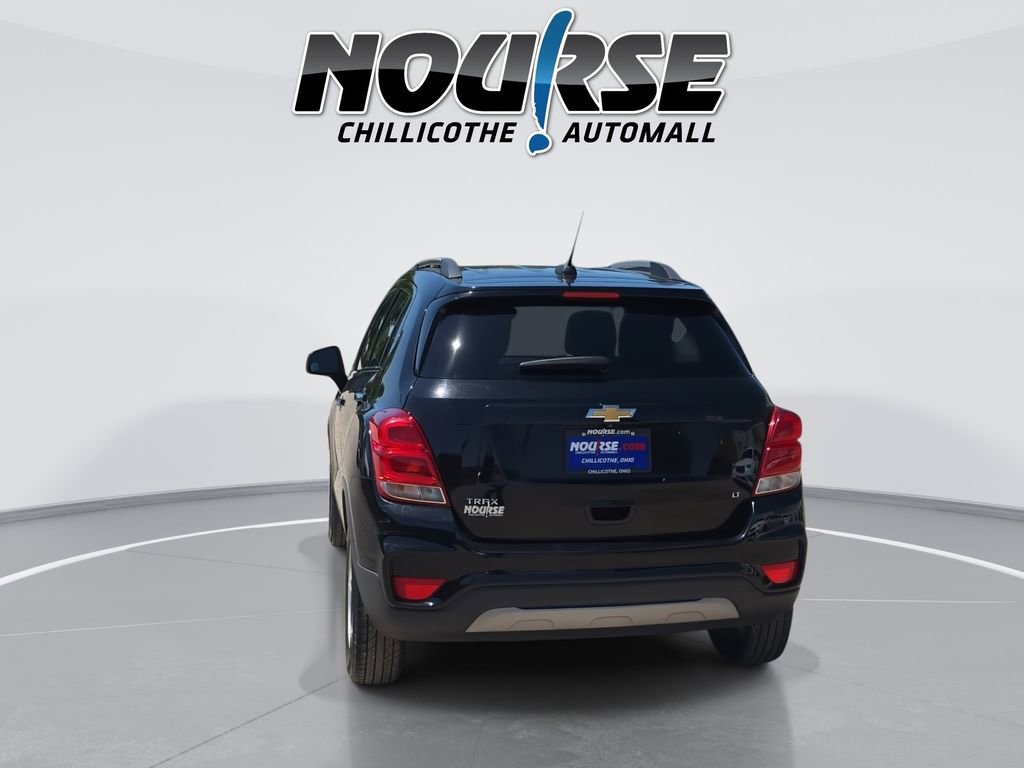 Used 2020 Chevrolet Trax LT w/ LT Convenience Package FWD image 7