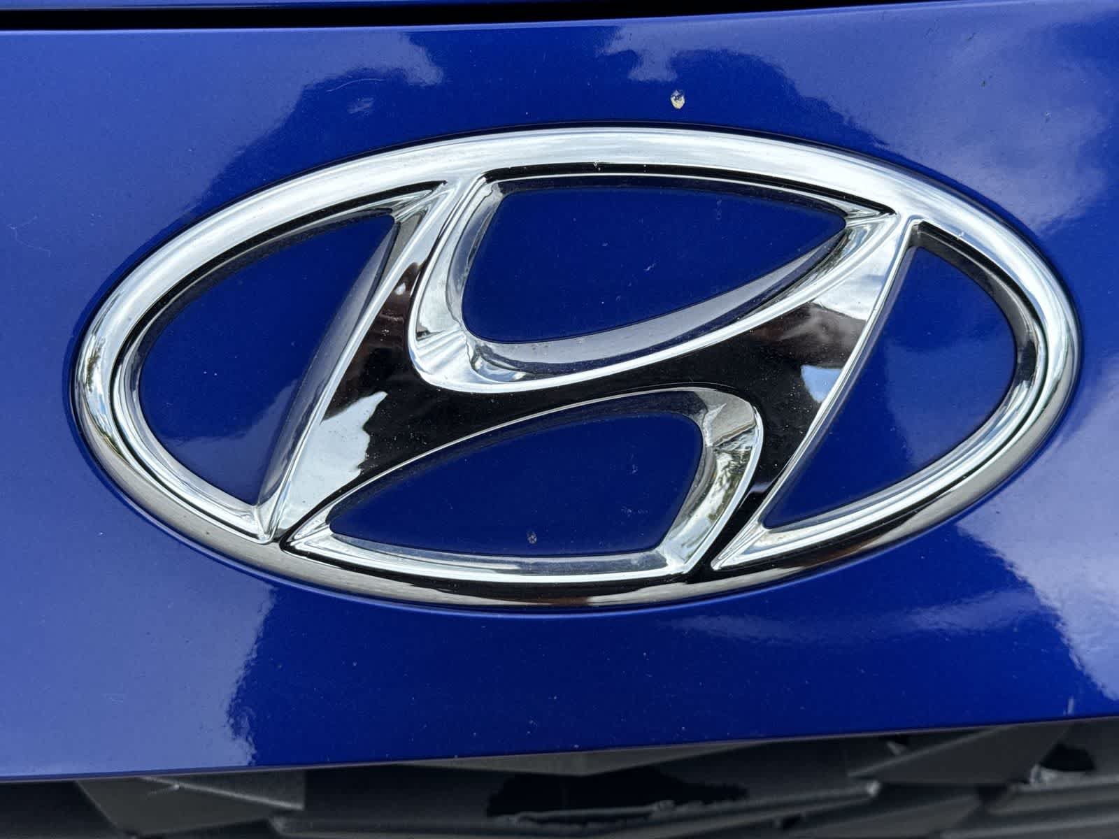 Used 2023 Hyundai Elantra SEL FWD image 18