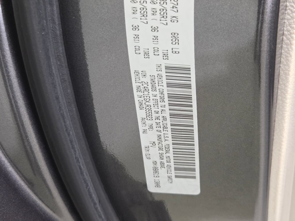 Certified 2018 Chrysler Pacifica Touring-L Plus FWD image 34
