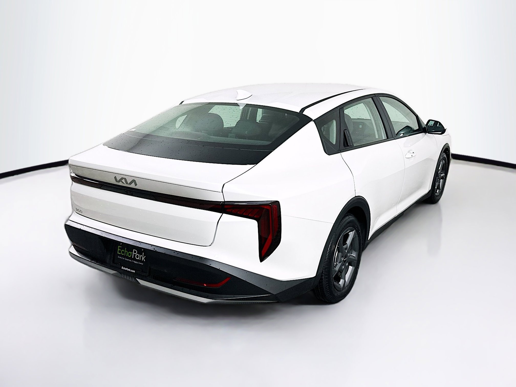 Used 2025 Kia K4 LXS image 9