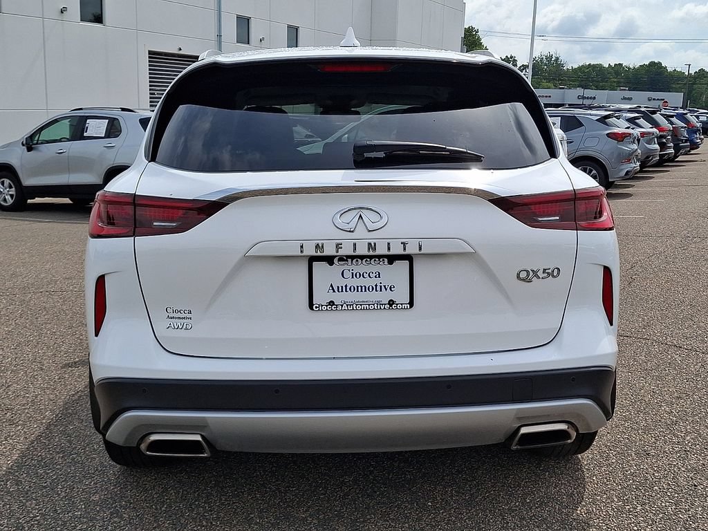 Used 2022 INFINITI QX50 Luxe AWD/4WD image 8