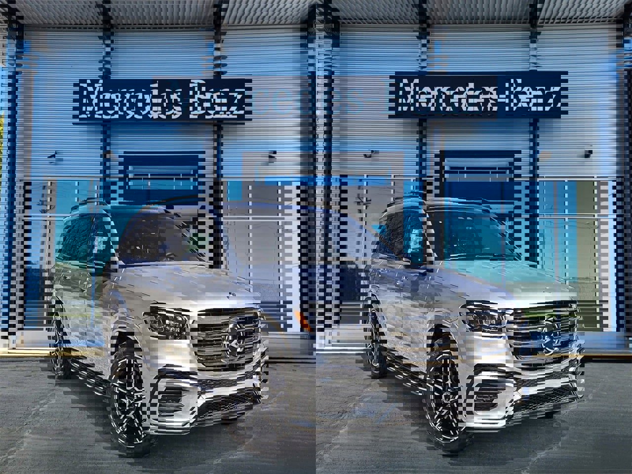 New 2025 Mercedes-Benz GLS 450 4MATIC