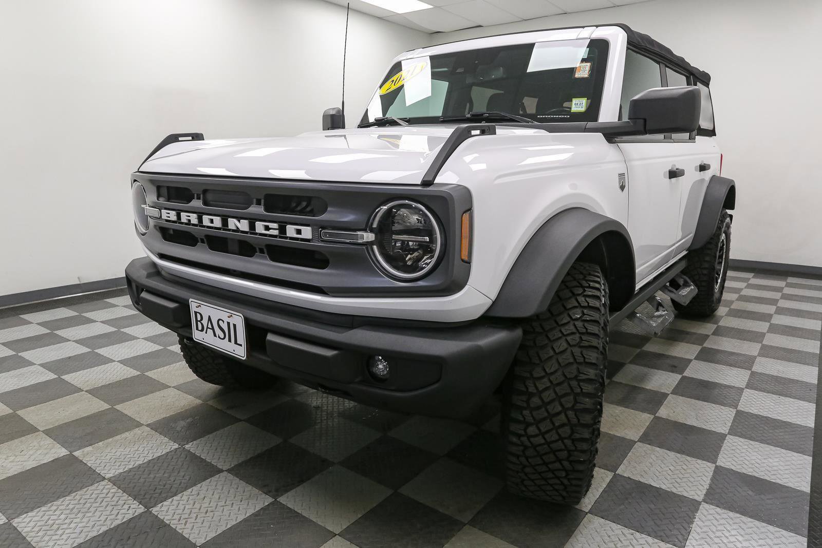 Used 2021 Ford Bronco Big Bend w/ Sasquatch Package AWD/4WD image 4