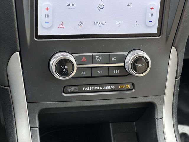 Used 2024 Ford Edge SEL w/ Convenience Package image 19