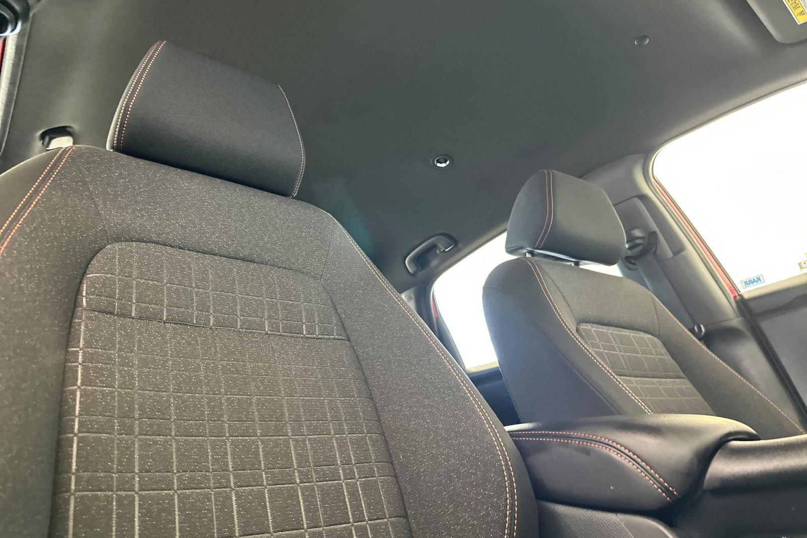 Certified 2025 Honda HR-V Sport image 17