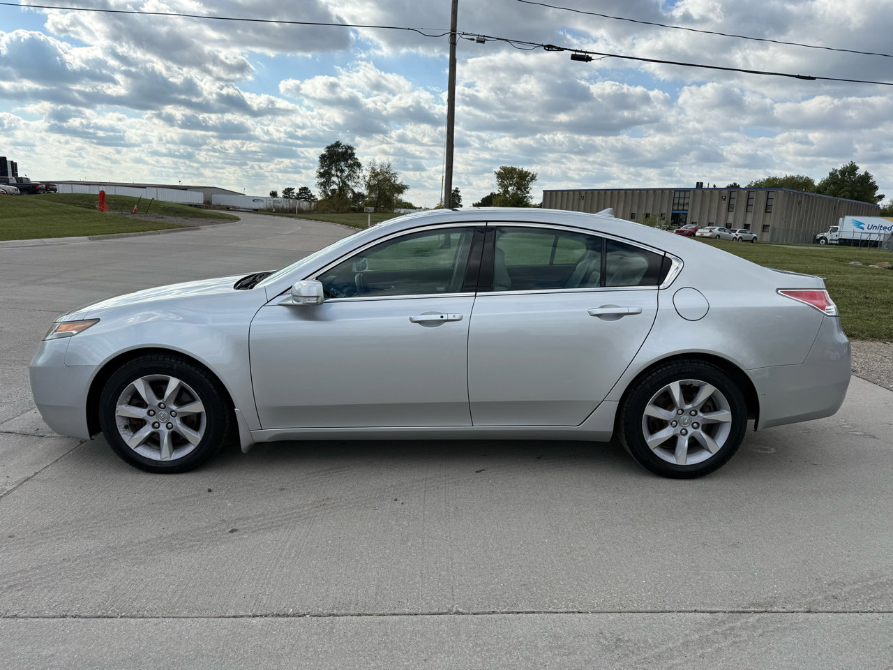 Used 2014 Acura TL w/ Technology Package image 9