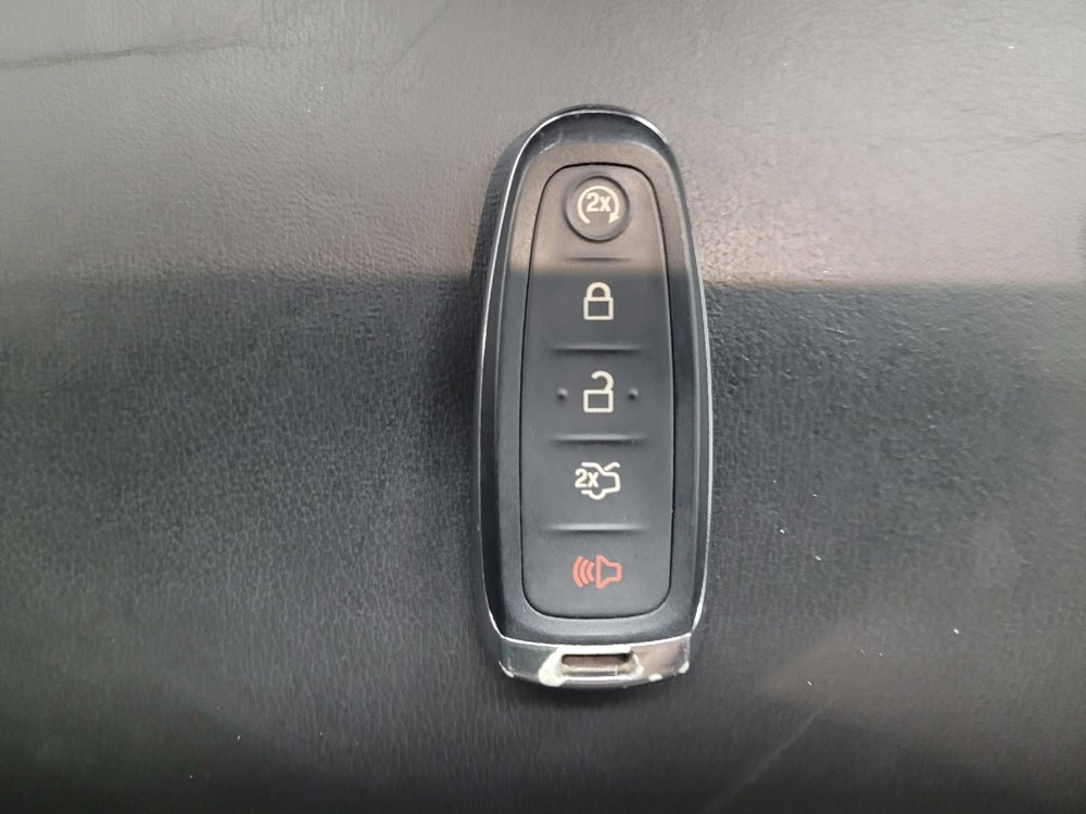 Used 2017 Ford Escape Titanium AWD/4WD image 32