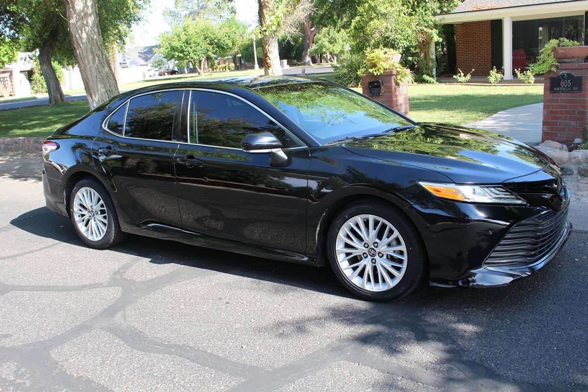 Used 2018 Toyota Camry XLE FWD image 45