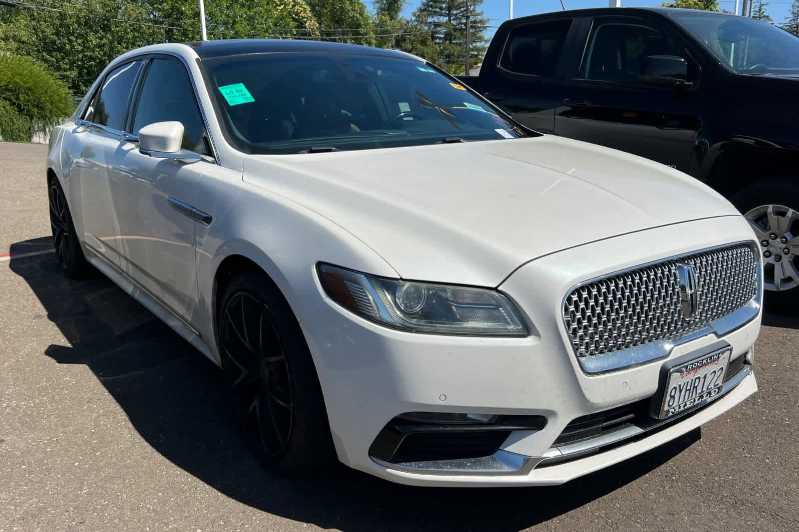 Used 2018 Lincoln Continental Reserve w/ Continental Climate Package AWD/4WD image 3