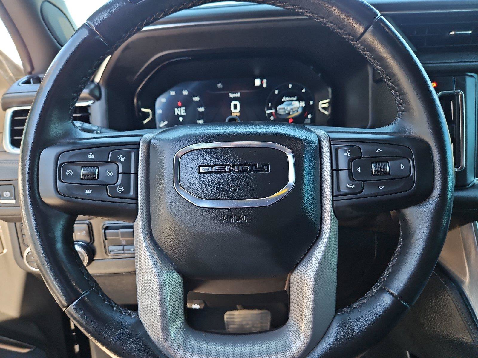 Used 2024 GMC Yukon XL Denali w/ Denali Reserve Package AWD/4WD image 30