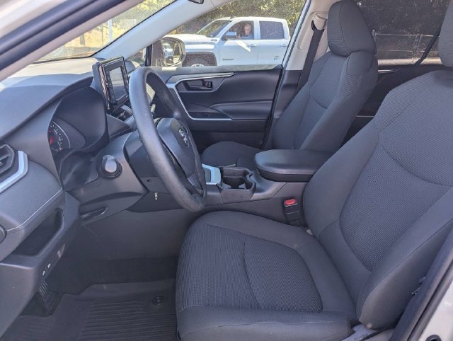Certified 2020 Toyota RAV4 LE FWD image 21