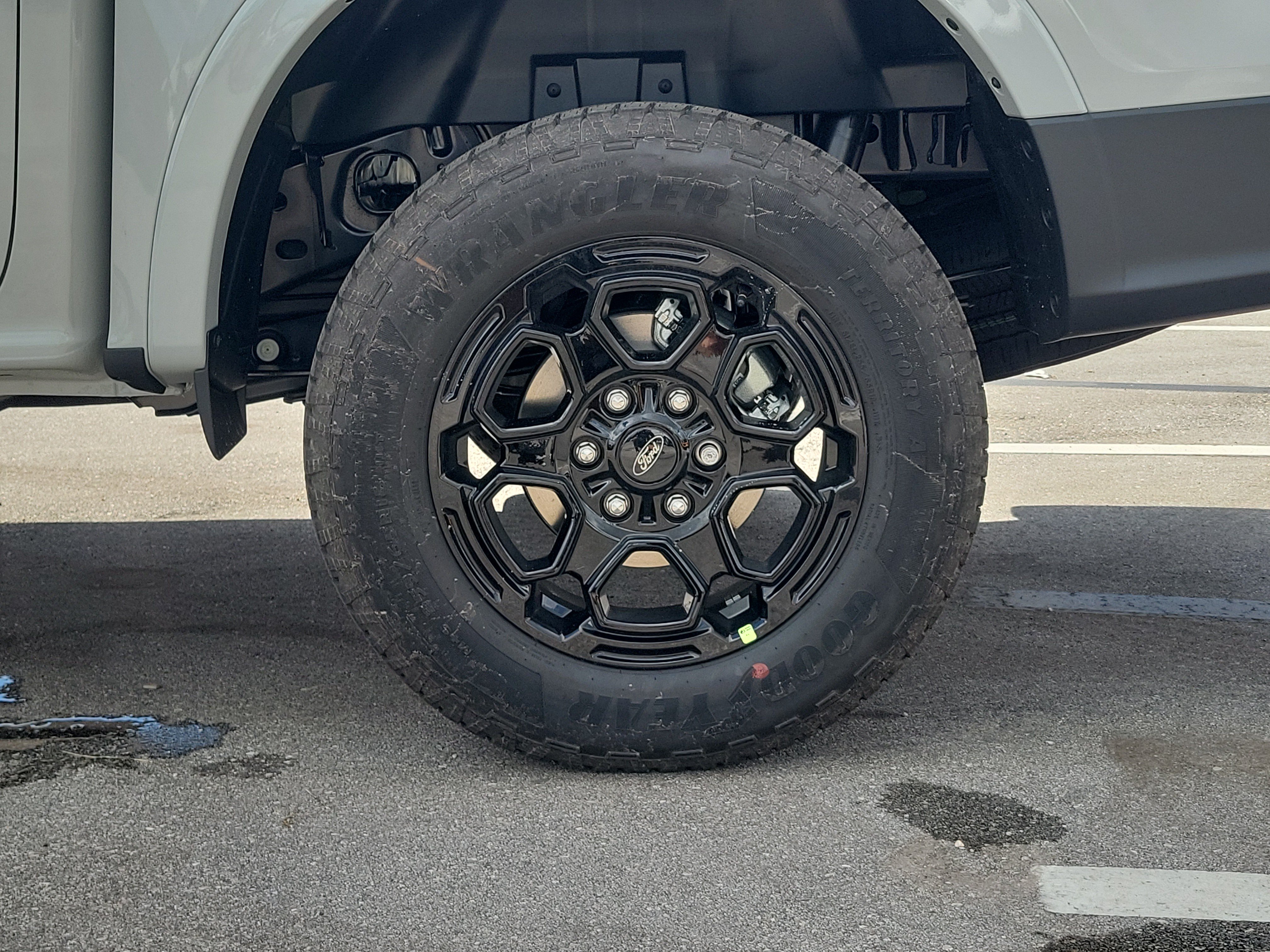 New 2026 Ford Ranger XLT w/ Black Appearance Package RWD image 9
