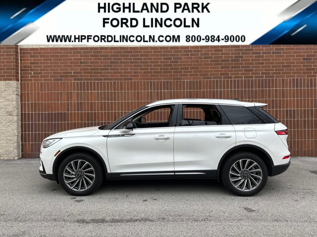 Used 2023 Lincoln Corsair Reserve w/ Equipment Group 201A image 1