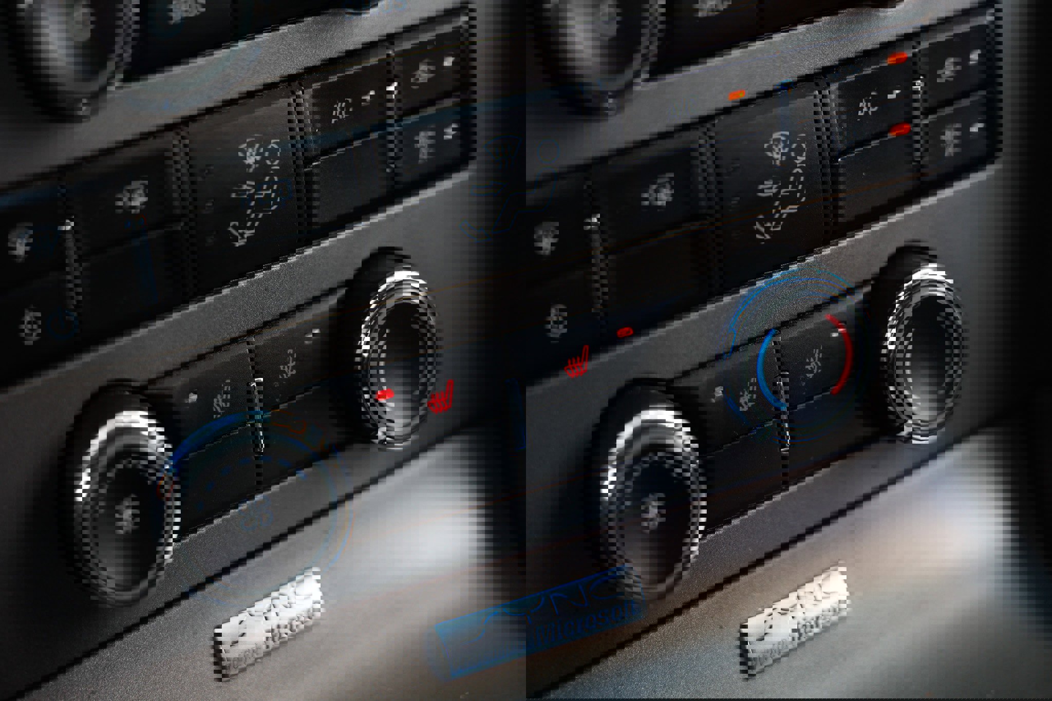 Used 2010 Ford Mustang GT image 38