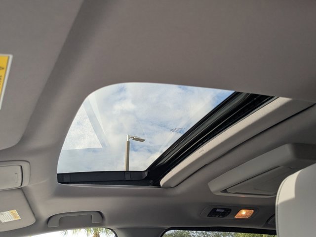 Used 2023 Honda Odyssey Touring image 23