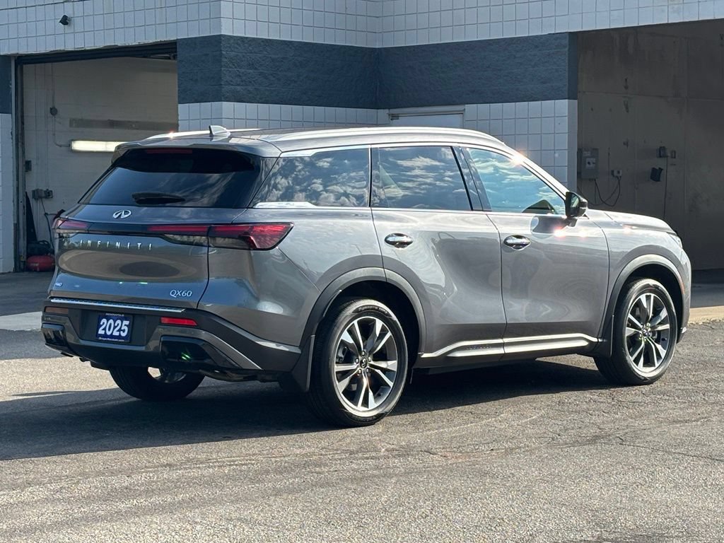 Used 2025 INFINITI QX60 Luxe w/ Cargo Package AWD/4WD image 4